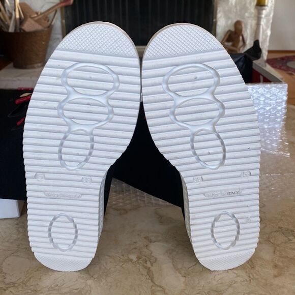 NIB ! GCDS Thigh-High Sneaker Boots Heart Cut Out Made in Italy - Picture 10 of 13